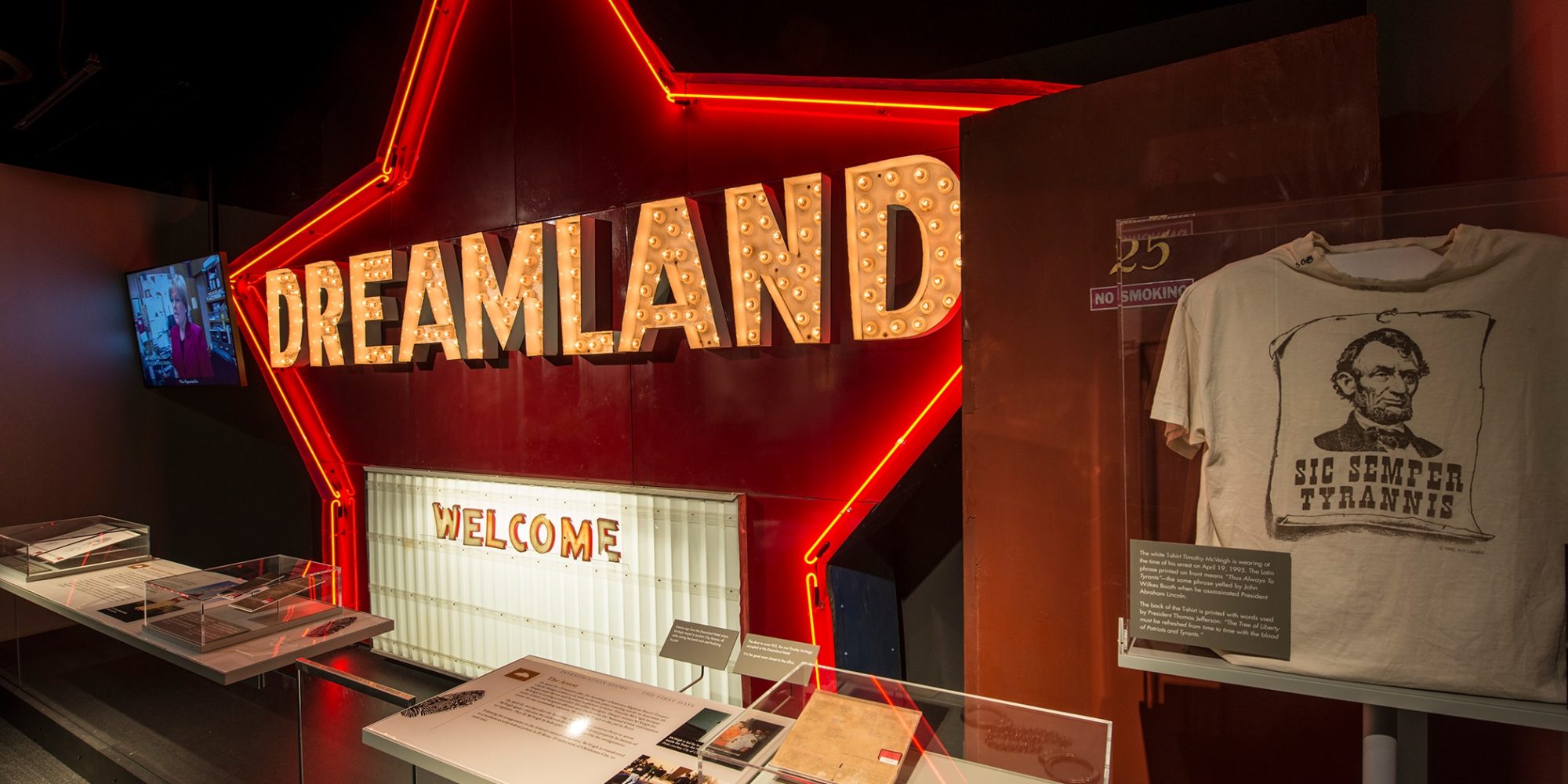 MississippiOklahoma City National Memorial & Museum, Oklahoma City Oklahoma, Dreamland Sign and Artifacts